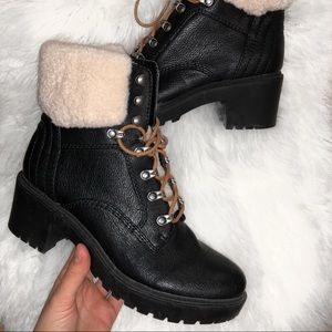 BLACK LACE UP BOOTIES 🖤